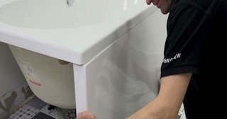 Установка экрана под ванну - цена за работу от 4060 руб. в Сызрани